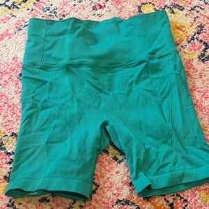 All in motion bike short large